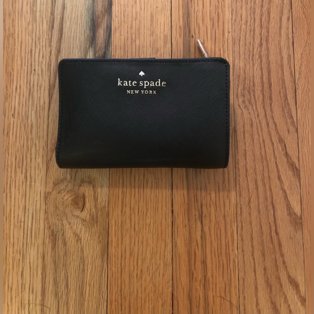 Kate Spade medium bifold Staci wallet
